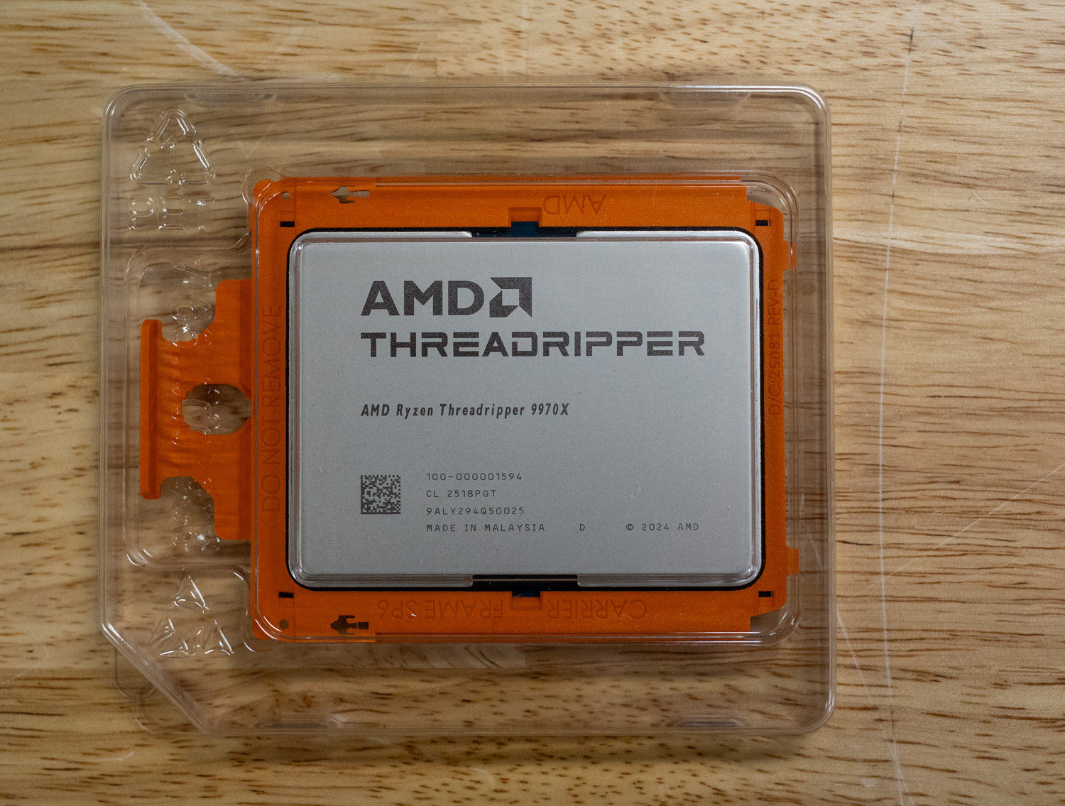 images/products/2tpc_1753939072_StorageReview-AMD-ThreadRipper-9980X-3.jpg